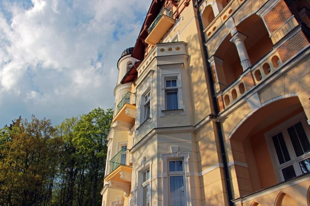 Villa Regent Spa & Wellness Mariánské Lázně Exteriör bild